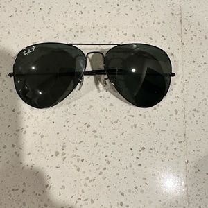 Ray Bans Aviator Large Polarized Sunglasses
